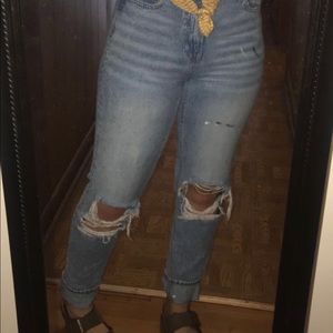 American Eagle Mom Jeans